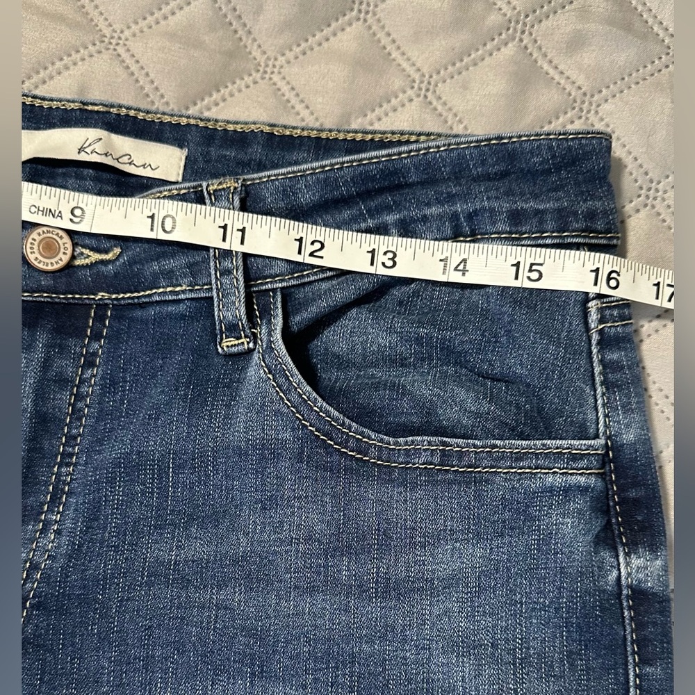 EUC KanCan dark washed 5-pocket women’s jeans nice stretch Sz 8 - Picture 6 of 8